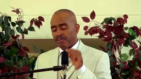 Pastor Gino Jennings: "Religions That Baptize Wrong"