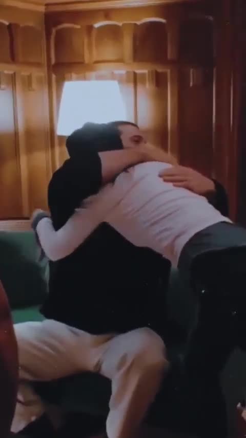 Can Yaman and lucky fan