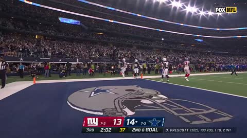 CeeDee One Hand catch sets up Touchdown!