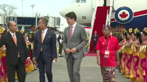 Canadian Prime Minister Justin Trudeau arrives in Bali for G20 summit _ AFP