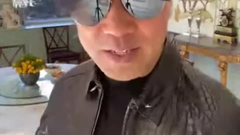 20210305文贵先生GETTR²：我最爱的Gfahion竟然是洗后大大缩水．变成了童装……太疯狂了