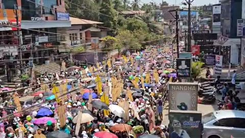 വടകരയിൽ ഷാഫിയുടെ വൻ റാലി... നയിച്ചത് പെമ്പട