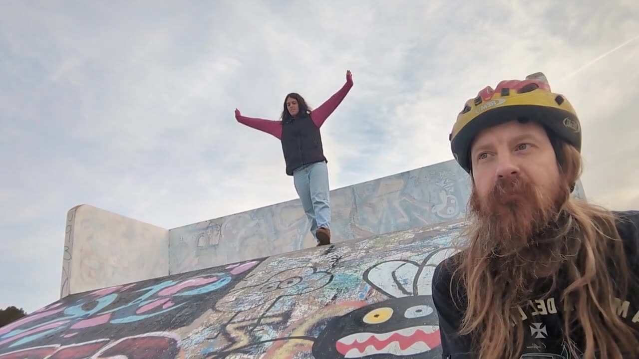 2023-03-17 (6) - Tais-toi et rame - Twitch Triskelina (clip)