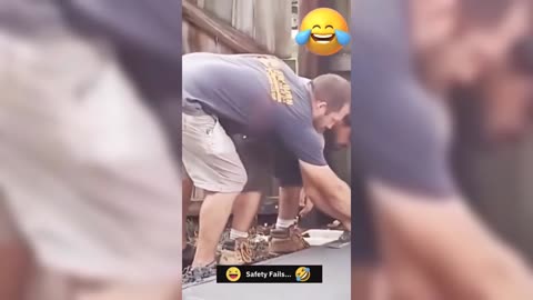 TOTAL IDIOTS AT WORK #2 / BAD DAY AT WORK 2022