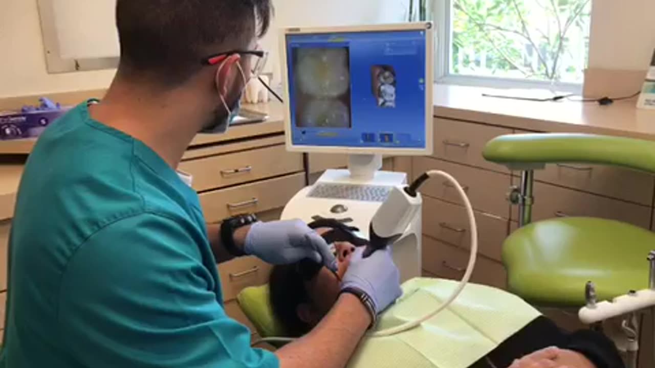 Instant Dental Makeover: Get 3D Printed Crowns in an Hour