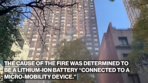 Dozens injured in Manhattan high-rise fire (1)