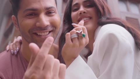 Janvikapoor and Varundvn New Movie Bawaal Enjoy