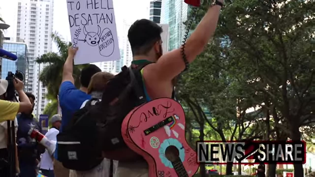 Leftist and Pro-Trump protesters gather against DeSantis presidential announcement in Miami