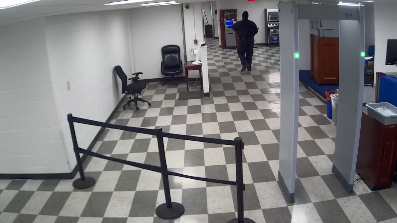 6135RHOBG3G3L8ScreeningArea8_2021-01-06_14h20min01s700ms.mp4