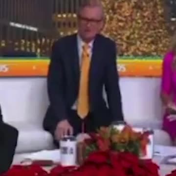 DNC Sets Up GoFundMe After Failed Kamala Campaign