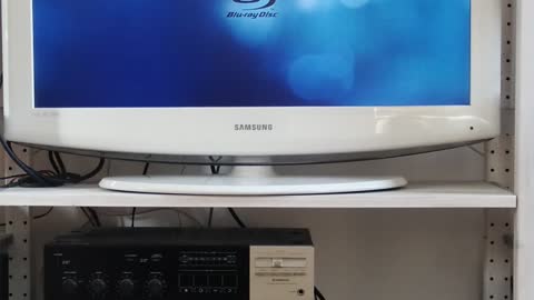 SAMSUNG BD P1500 Plays DVD