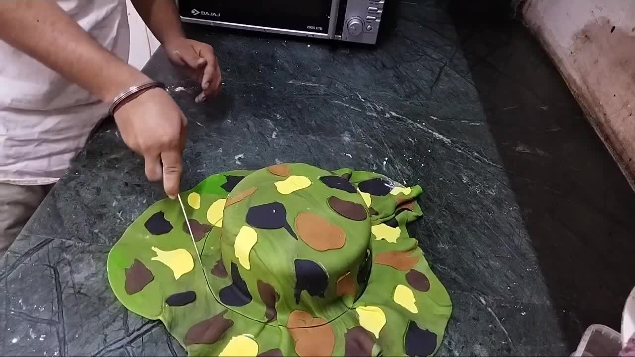 Army Dress Theme Cake _ Army Uniform Cake