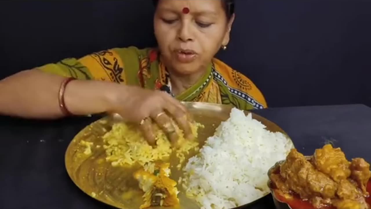 Aunty's eating II eating in festive day II fine dishes to eat in
