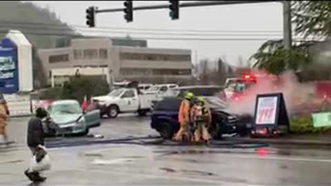 MVA on Edenbower in Roseburg