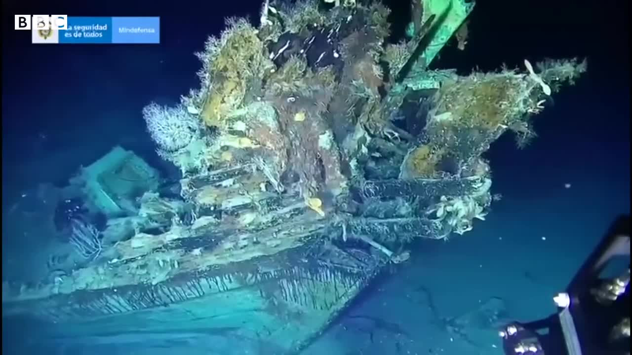 San José galleon: Two new shipwrecks found off Colombian coast - BBC News