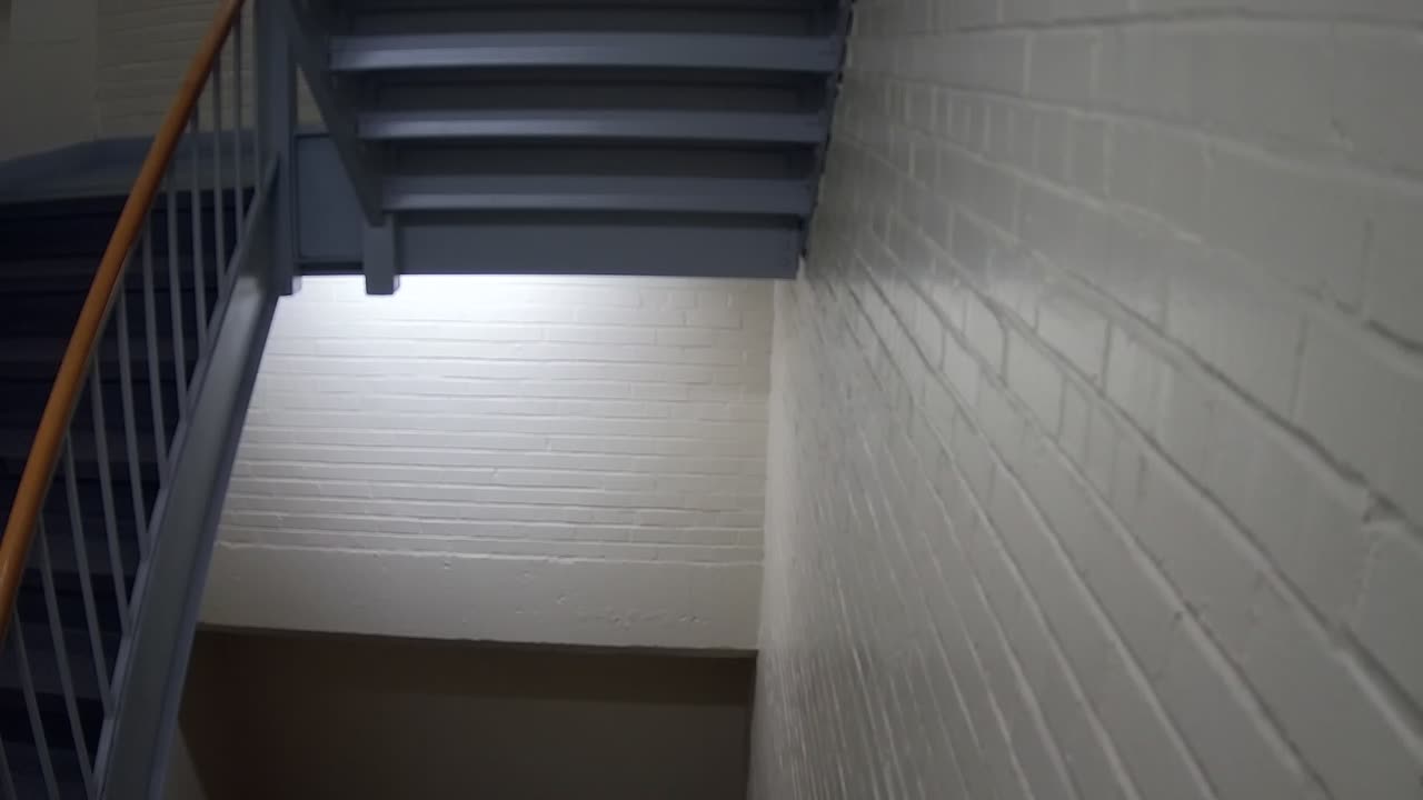 3869FHOB01Stair6_2021-01-06_14h40min01s290ms.mp4