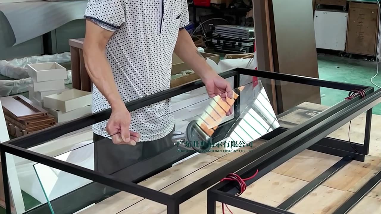 High-end jewelry showcase manufacturing glass installation process