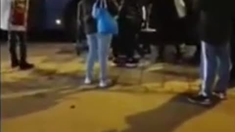 ΜΟΝΑΧΟ ΓΕΡΜΑΝΙΑΣ ΟΙ ΑΝΘΡΩΠΟΙ ΚΑΤΑΡΡΕΟΥΝ
