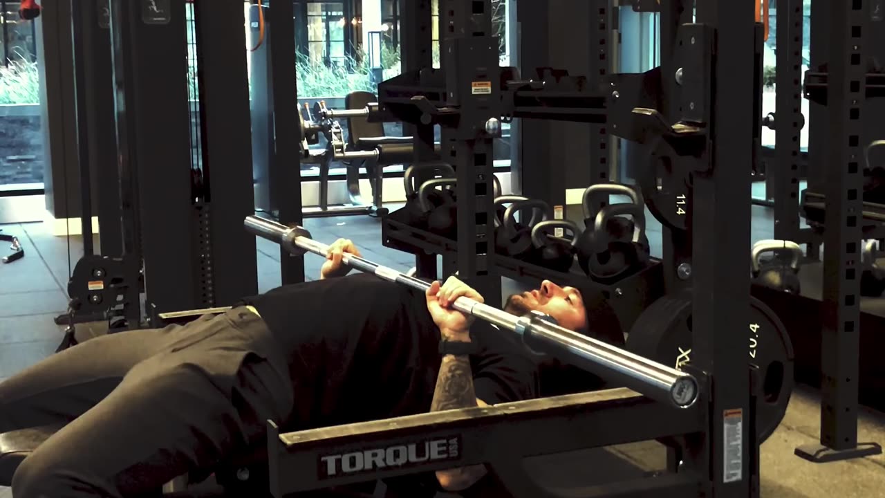 Bench Press Hacks Set Up