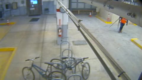 3134RHOBG2GarageEntrance_2021-01-05_16h20min01s367ms.mp4