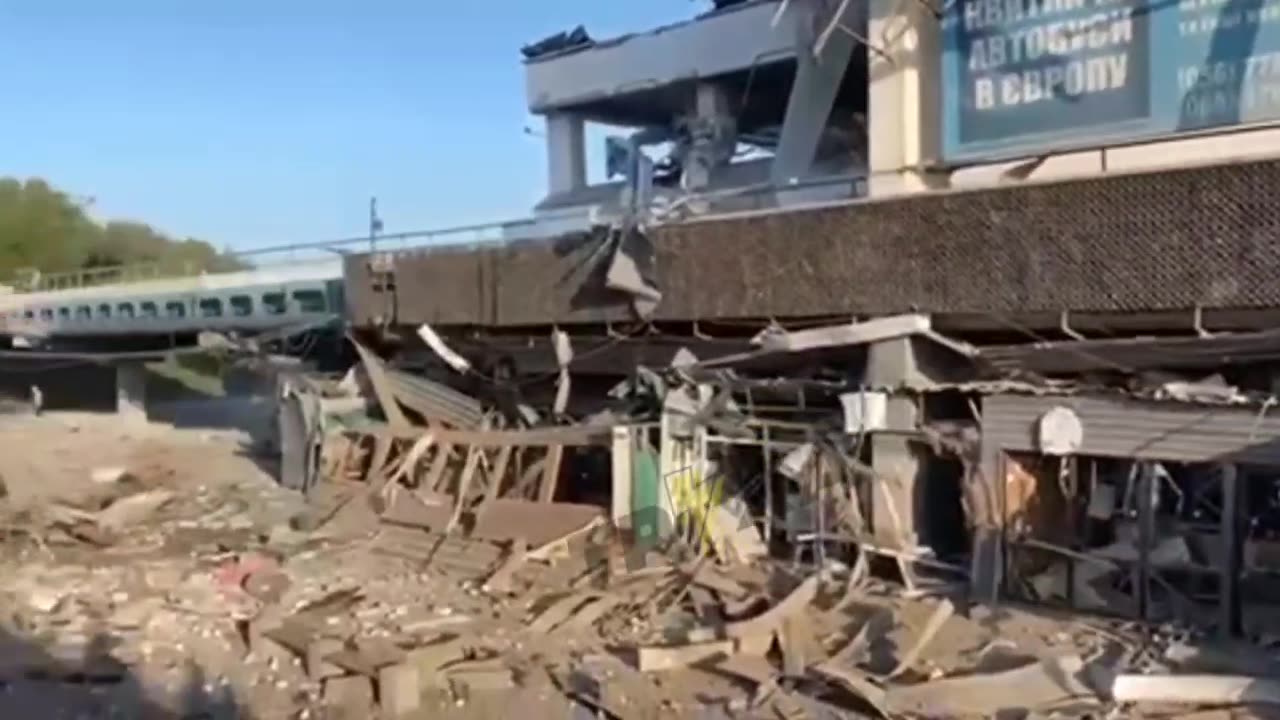 The night strike in Dnepropetrovsk hit the infrastructure of the central bus station