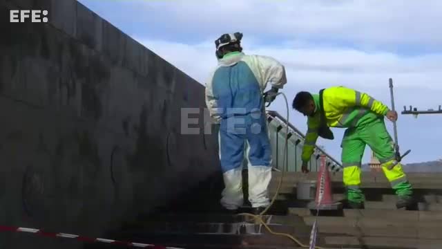 Pintadas separatistas contra cumbre Sánchez y Macron en Barcelona
