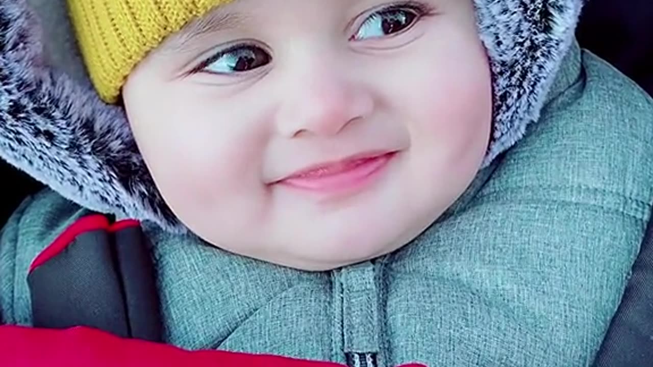 Cute baby😍