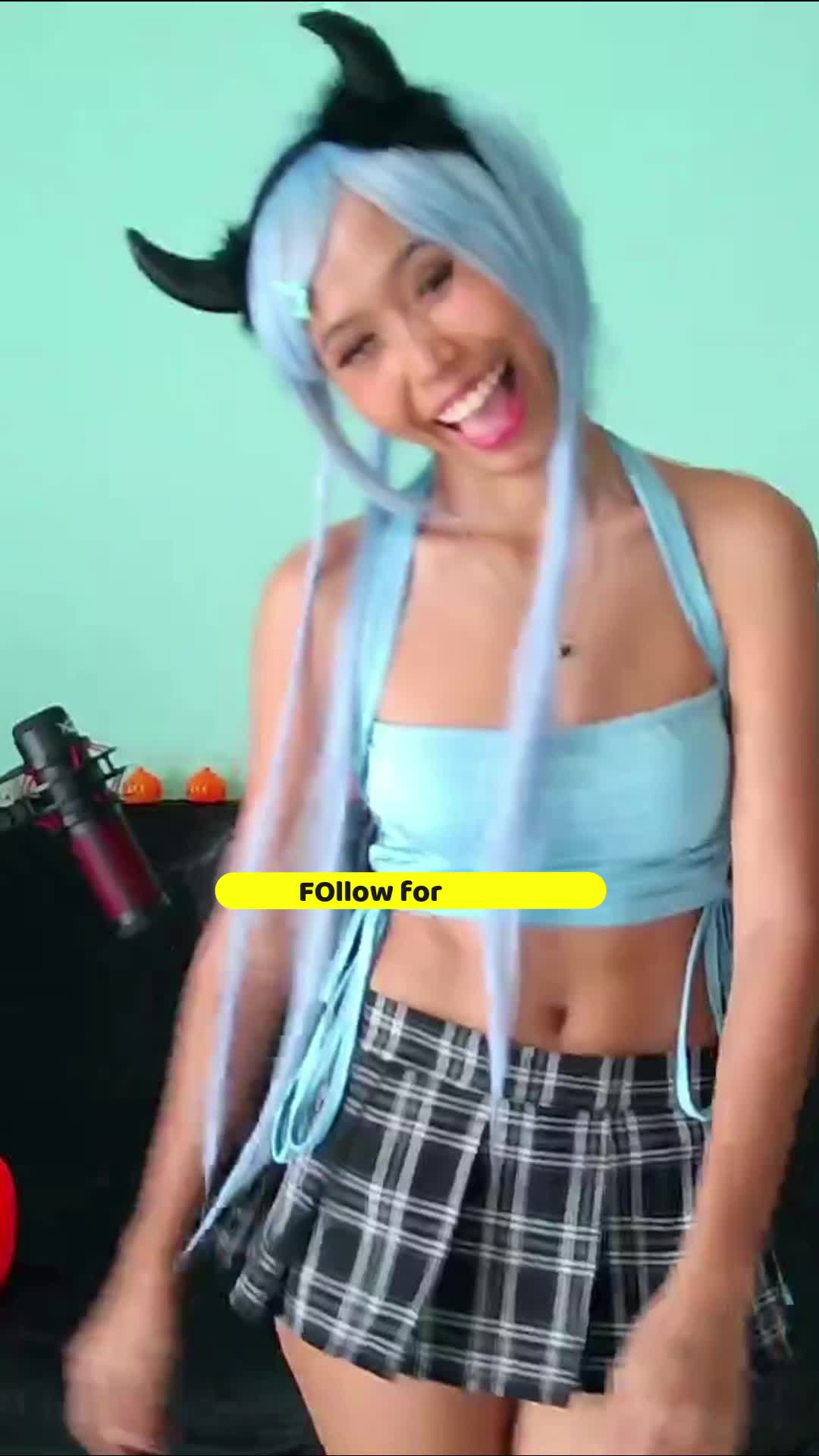 Cutest Twerking Ever. Must watch. [Hot girl twerking]