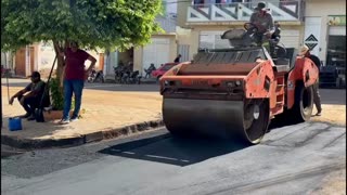 ASPHALT OF AVENUE