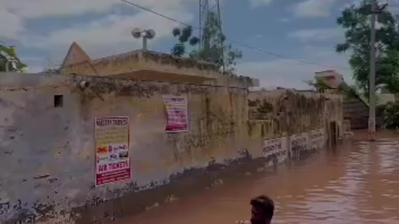 Khalsa aid video helping people in flood from punjab🥺🙏🏻