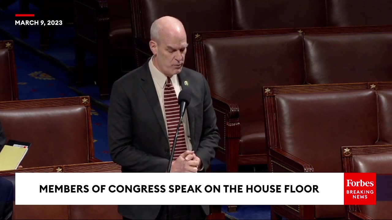 'Provides No Benefits'- Rick Larsen Slams GOP-Backed WOTUS Resolution