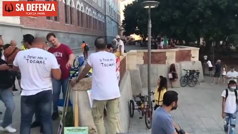 Manifestazione fiaccolata Cagliari "Fragore del silenzio" 21/8/21
