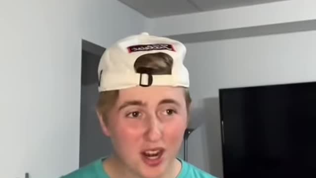 Nerd Outsmarts Bully