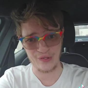 White 'dude' for Harris Liberal Meltdown