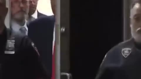 OFFICER DOES NOT HOLD DOOR FOR TRUMP