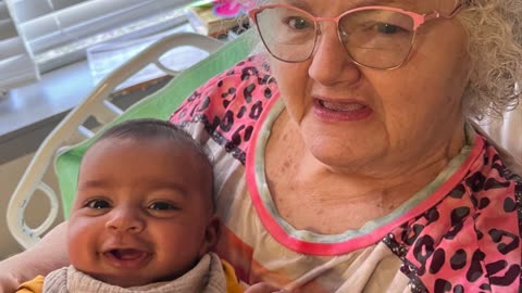 Moms Life in Pictures - 1hr