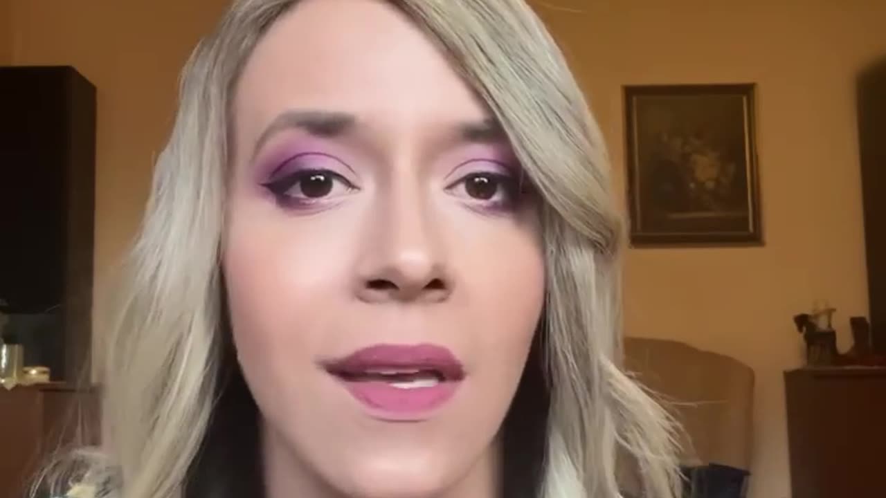 Cenzura lui Arafat si Ciuca. Romanii raman fara proprietate. Carnea artificiala e facuta din cancer