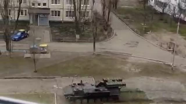 Strela-10 of unknown affiliation in the districts of Kiev