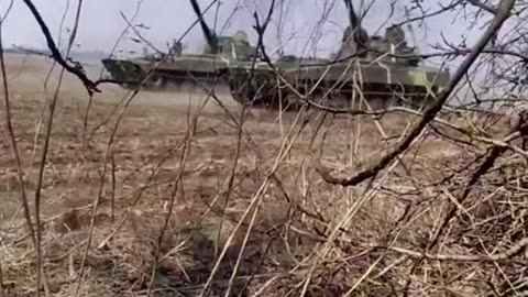 Ukrainian Heavy Artillery Firing on Target