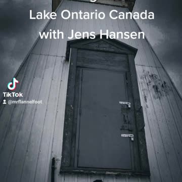 Mr FlannelFoot in Canada