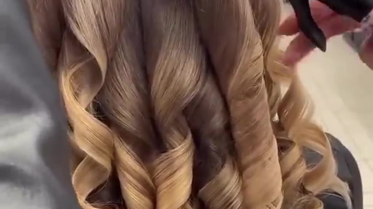 Bouncy Curls