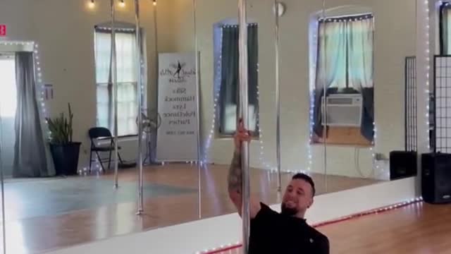 New trick I learned while trying pole fitness. What you guys think