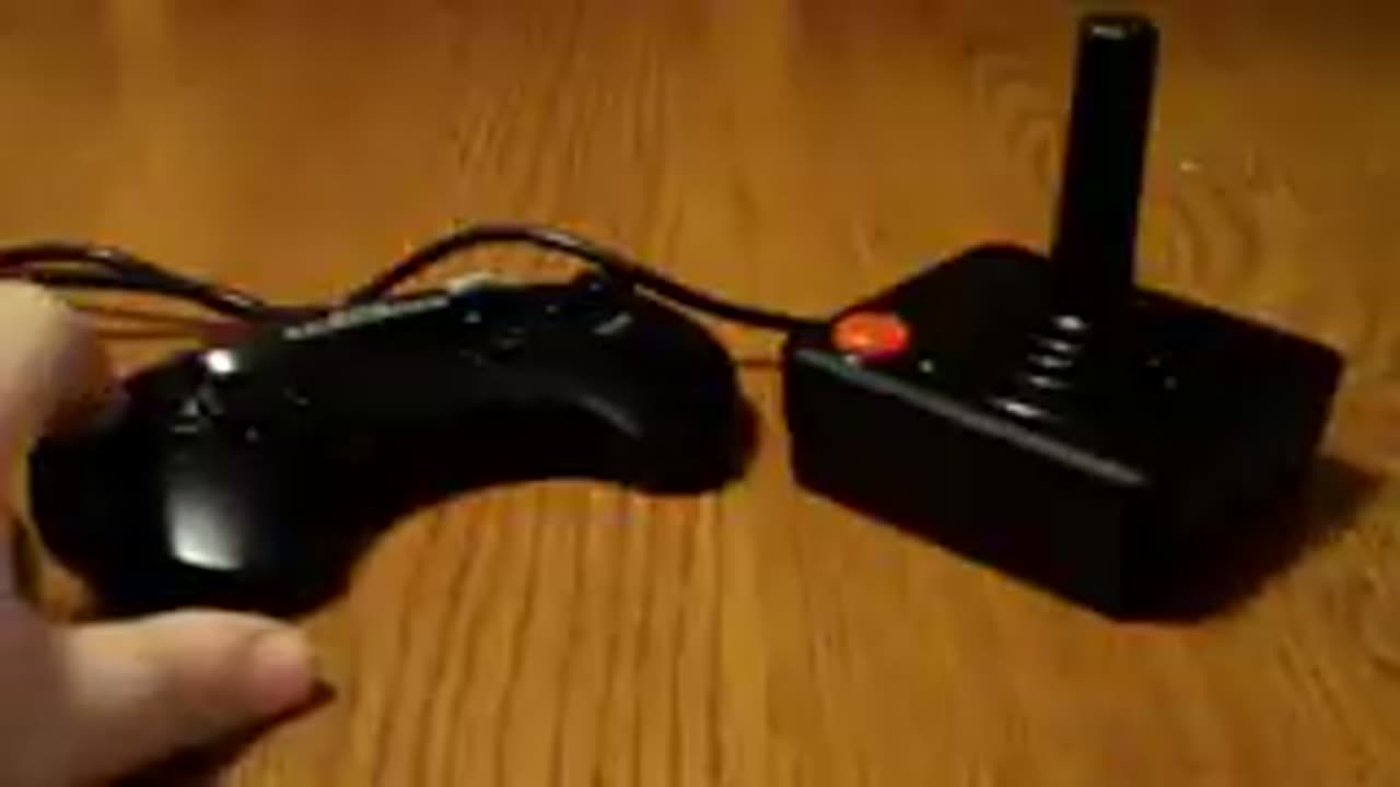 ReviewTechUSA's Atari 2600 Overview [9EcOtJNWAGw-1]