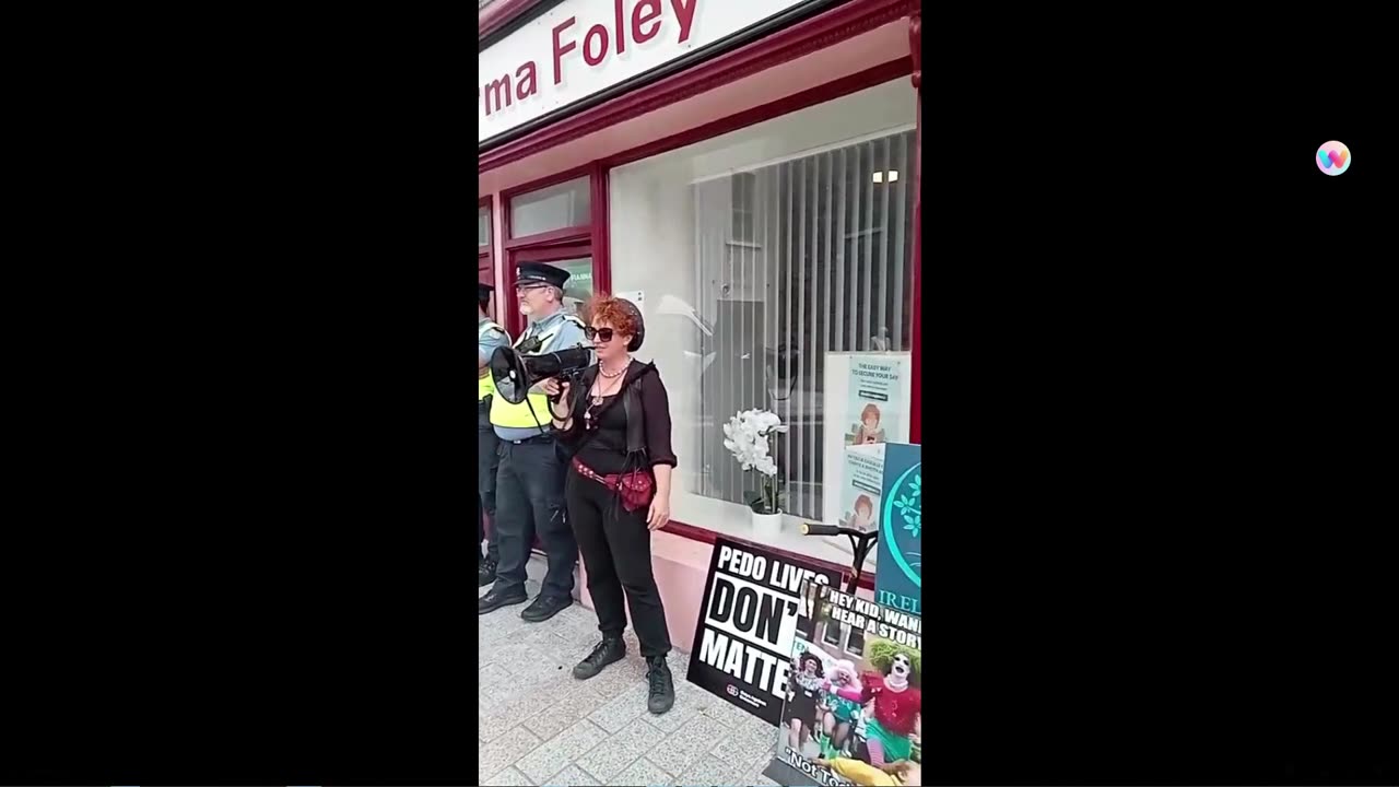 Norma Foley Minister for Education Office Tralee Co. Kerry Protest 19-05-23