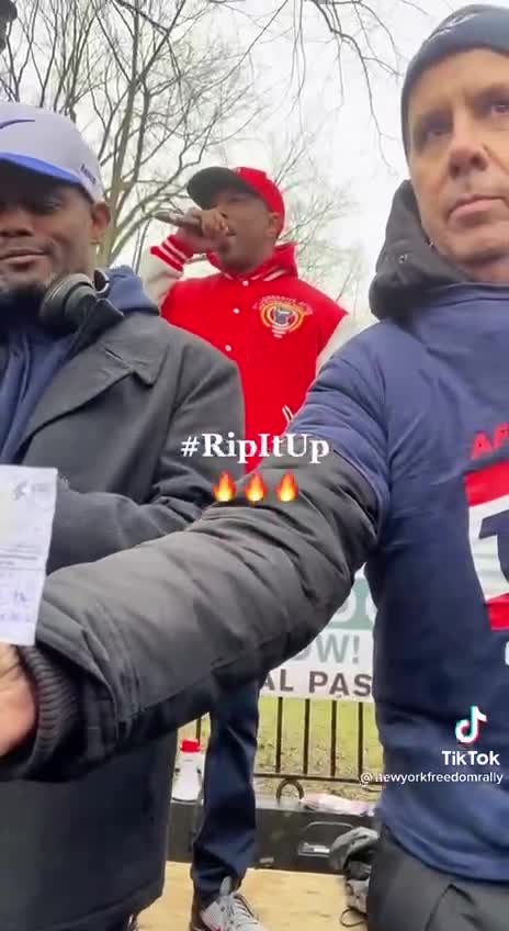 Vaccinated are ripping up the vaccine passports in NY!!