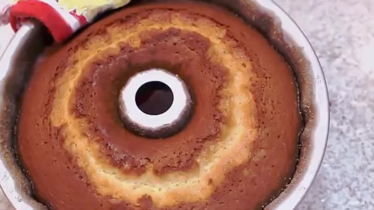 Bolo de iogurte, super fofo e delicioso