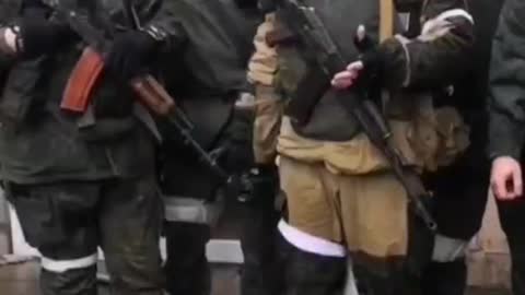 In the village of Luganskaya, they remove the flag of Ukraine and solemnly raise the flag of the LPR