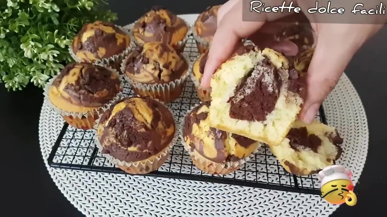 Soft and fluffy MUFFINS! super tasty and disappears in an instant !!