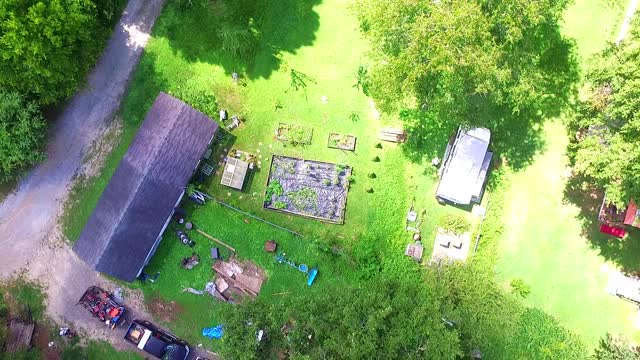 DRONE GARDEN TOUR !