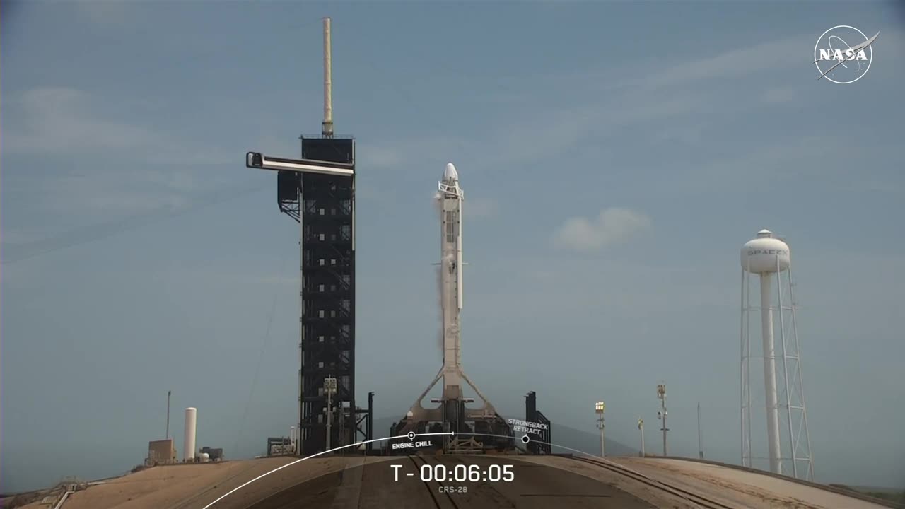 Watch SpaceX's 28th Cargo Launch to the International Space Station